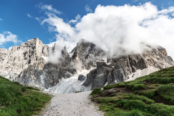 Dolomites, 창백한 디 산 마르티노 풍경 — 스톡 사진