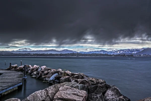 Sturm über dem Varese-See — Stockfoto