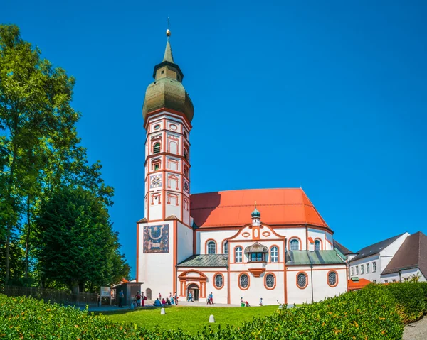 Abadia de Andechs no verão, distrito de Starnberg, Alta Baviera, Alemanha — Fotografia de Stock