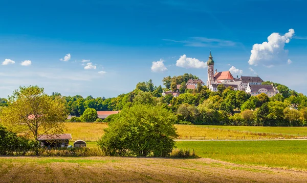 Beroemde Andechs Abbey in de zomer, district Starnberg, Opper-Beieren, Duitsland — Stockfoto
