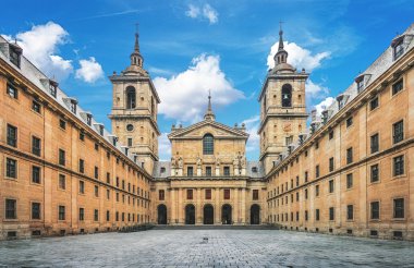 Kraliyet Manastırı El Escorial yakınında Madrid, İspanya