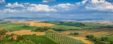 Doğal Tuscany manzara, gün batımı, Val d'Orcia, İtalya