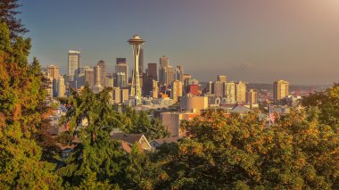 Kerry Park, Wa, ABD Seattle manzarası panorama adlı günbatımı