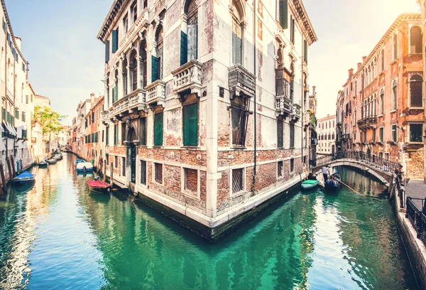 Romantic scene in Venice, Italy — Stock Photo, Image