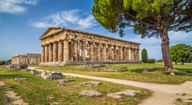 Tapınak Hera ünlü Paestum arkeolojik sitesi, Salerno eyaletinde bulunan, Campania, İtalya