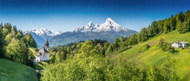 Pastoral dağ manzarası Bavyera Alpleri'nde Berchtesgadener Land, Bavyera, Almanya