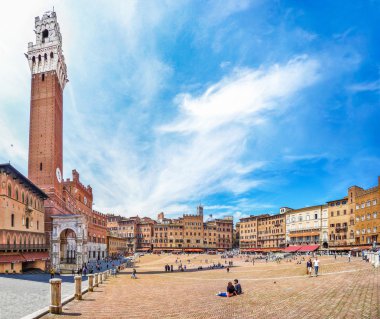 Torre del Mangia Siena, Toskana bölgesindeki ile ünlü Piazza del Campo,