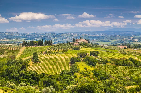 Panorama della Toscana con dolci colline e valli in Val d'Orcia — Foto Stock