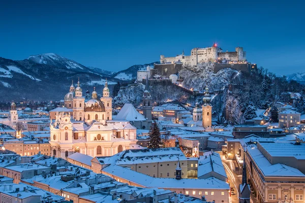 salzburg şehri tarihi ile festung hohensalzburg kış, salzburger arazi, Avusturya