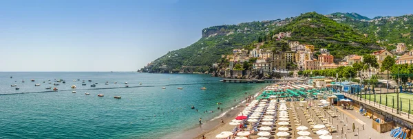 Postkartenansicht von Amalfi, Amalfiküste, Kampanien, Italien — Stockfoto