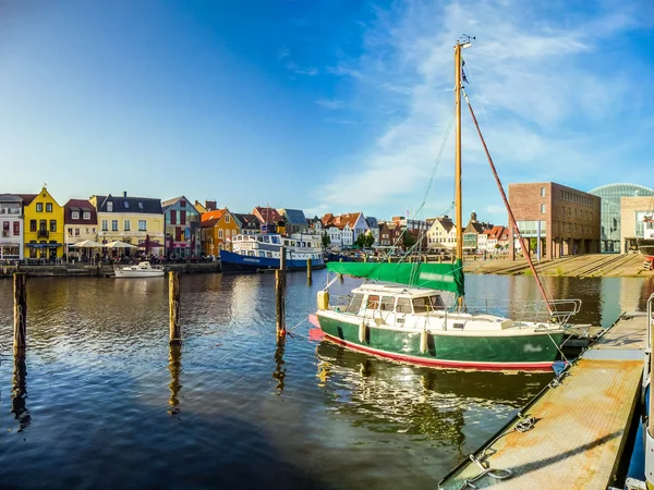 Спогади про Шлезвіг Гольштейн місті Husum, Nordfriesland, Німеччина — стокове фото