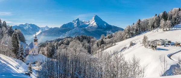 Krásná Zimní krajina v Bavorských Alpách, Německo — Stock fotografie