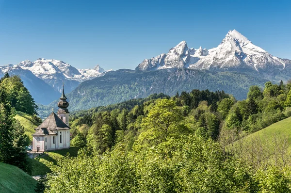 Paisagem montanhosa idílica nos Alpes da Baviera, Berchtesgadener Land, Baviera, Alemanha — Fotografia de Stock