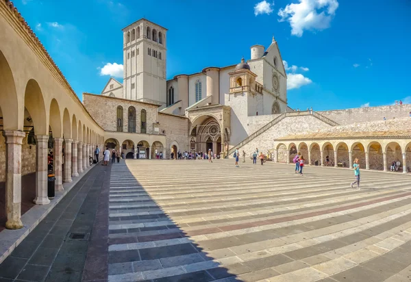 Bazilikası St Francis Assisi, Assisi, Umbria, İtalya — Stok fotoğraf