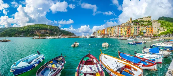 Balıkçı kasabası Portovenere, Liguria, İtalya — Stok fotoğraf