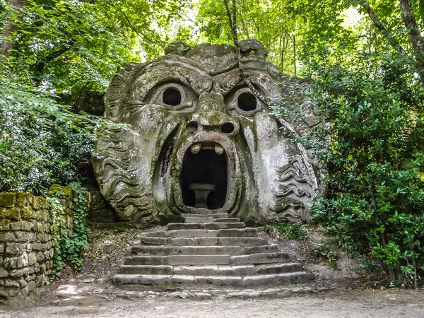 Parco dei Mostri v Bomarzo, provincii Viterbo, Lazio, Itálie — Stock fotografie