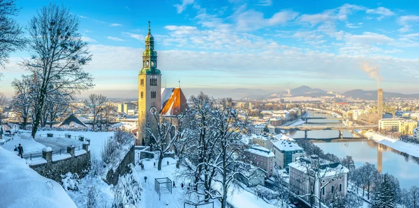 Salzburg skyline with Muellner Church in winter, Salzburger Land, Austria — Stock Photo, Image