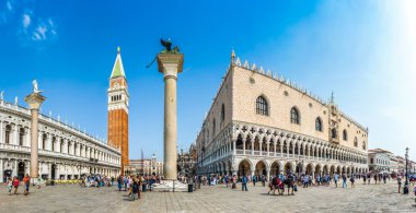 Piazzetta San Marco Doge Sarayı ve Campanile, Venedik, İtalya