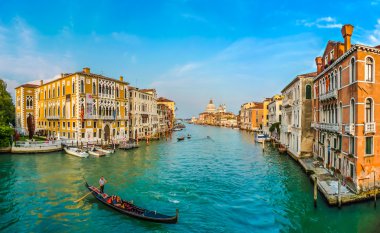 Ünlü Canal Grande ve gün batımında Basilica Venedik, İtalya