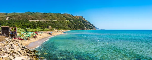 Vackra kustlandskap vid Cilentan kust, Kampanien, Italien — Stockfoto