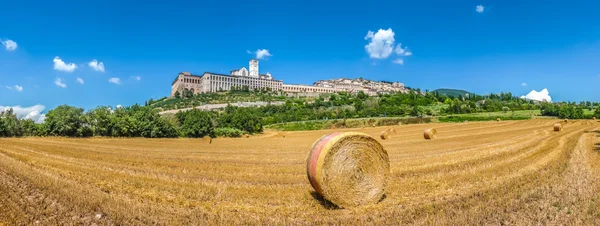 Antica città di Assisi, Umbria, Italia — Foto Stock