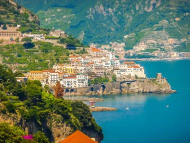 Amalfi Coast, Campania, İtalya'nın doğal görünümü