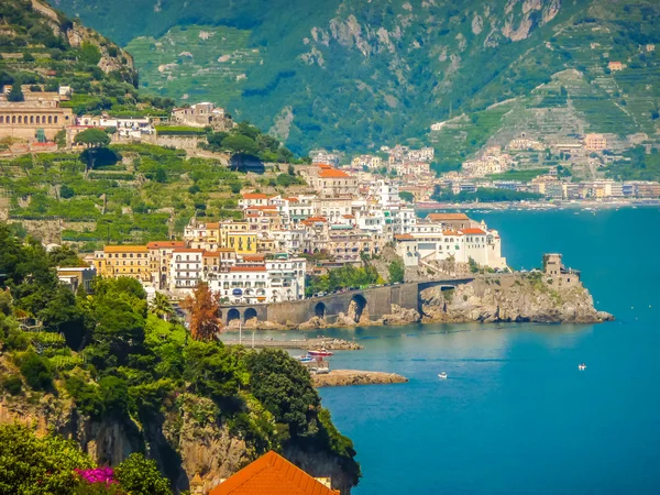 Vista panorâmica da costa de Amalfi, Campania, Itália — Fotografia de Stock