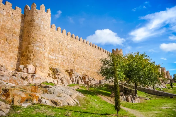 Történelmi falak Avila, Castilla y Leon, Spanyolország — Stock Fotó
