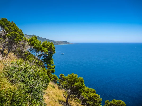 Beautiful coastal landscape at the Cilentan Coast, Campania, southern Italy — Stock Photo, Image