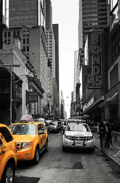 Yellow taxi in New York — Stock Photo, Image