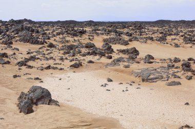 Yarı silinebilir yolu çölde. Danakil-Etiyopya. 0184