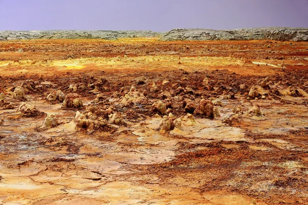 Dallol mountain rising 50-60 ms.over the salt flats. Danakil-Ethiopia. 0328 — Stock Photo, Image