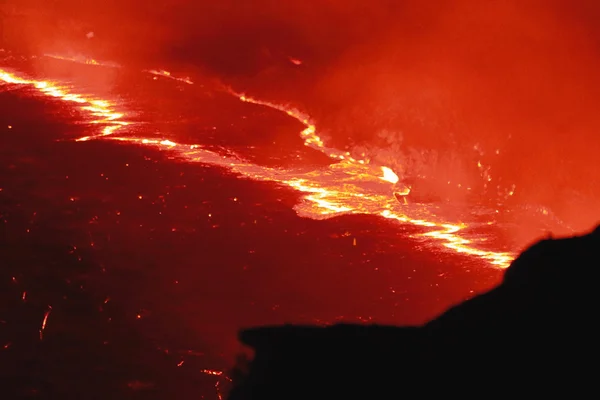 Lago de lava en llamas en Erta Ale volcán-Danakil-Etiopía. 0233 — Foto de Stock