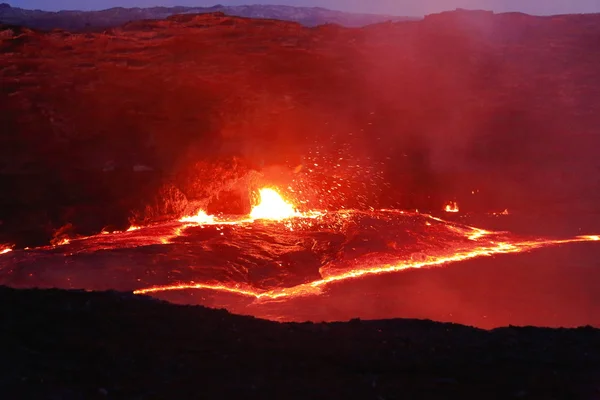 Lago di lava ardente del vulcano Erta Ale-Danakil-Etiopia. 0238 — Foto Stock