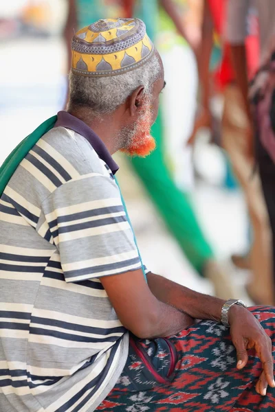 Czerwony daleka brodaty mężczyzna. Berahile Etiopii. 0388 — Zdjęcie stockowe