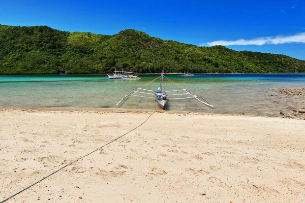 Plachtění Bacuit Bay Corong Corong Vigan Ostrov Snake Island Písečný — Stock fotografie