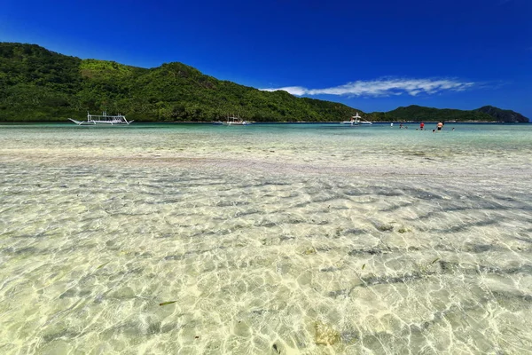 Plachtění Bacuit Bay Corong Corong Vigan Ostrov Snake Island Písečný — Stock fotografie