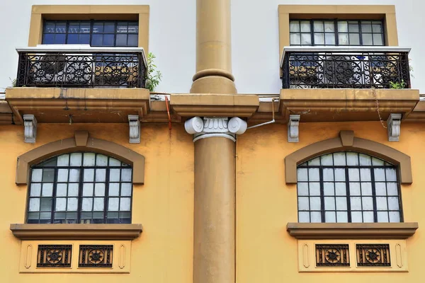 Fassade Des Regierungsgebäudes Ecke General Luna Und Muralla Straßen Gestrichen — Stockfoto