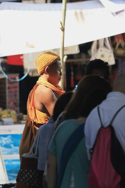 Sadhu en el mercado. Patale Chhango-Pokhara-Nepal. 0740 —  Fotos de Stock