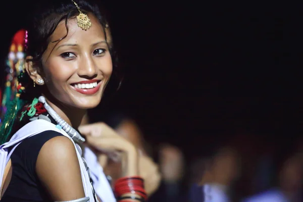 Rapariga do povo Tharu. Ghatgain-Patihani-Nepal. 0820 — Fotografia de Stock