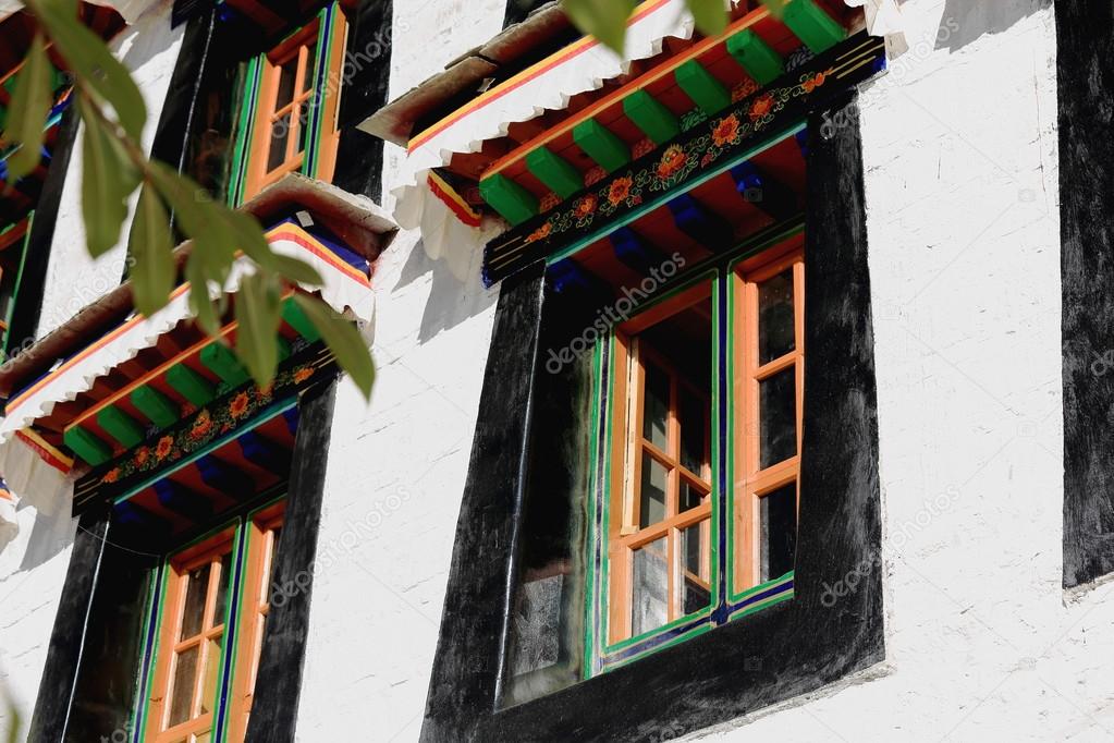Windows in Drepung monastery. Lhasa-Tibet-China. 1190