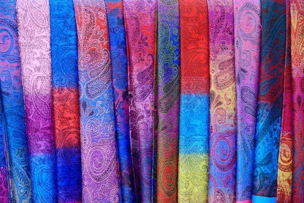 Colorist cashmere silk shawls. Lhasa-Tibet. 1346 — Stock Photo, Image