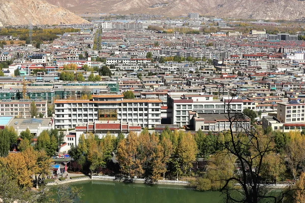 View to the N.from Potala Palace over Lhasa-Tibet. 1399 — Stock Photo, Image