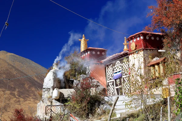 First main building-Drak Yerpa monastery. Lasa pref.-Tibet. 1491 — Stock Photo, Image