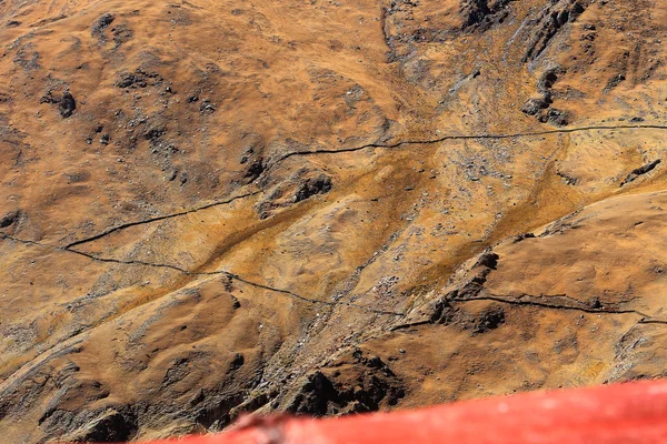 Yaks as small points. Drak Yerpa-Tibet. 1503 — Stock Photo, Image