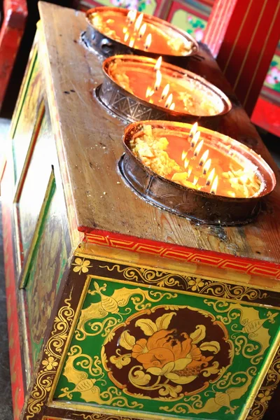 Wooden ark-oil lamps. Drak Yerpa-Tibet. 1508 — Stock Photo, Image