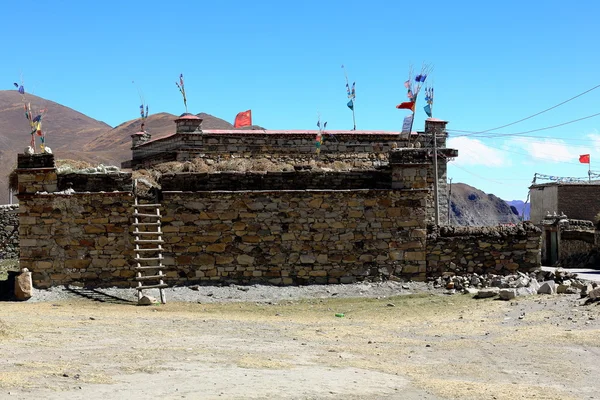 Селянська хата. dablung Тибету. 1551 — стокове фото