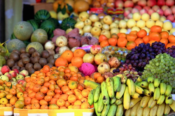 Fruits-trading post at the market. Gyantse-Tibet. 1575 — Stock Photo, Image