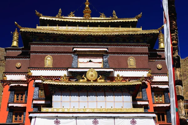 Telhados dourados sobre o mosteiro de Tashilhunpo. Shigatse-Tibete. 1721 — Fotografia de Stock