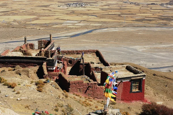 Chong Chu-Nehri Vadisi üzerinde kapalı Manastırı. Sakya-Tibet. 1798 — Stok fotoğraf